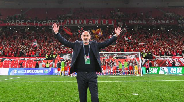 1713113776542087641.jpg 让海港越来越有横滨味道 穆斯卡特:坚持收到成效!