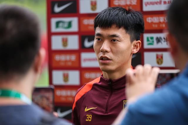 百家乐官网-U22国足收拾心情重回训练场 胡荷韬:要跟澳大利亚拼一拼