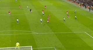 1678398793531083064.gif 【欧联杯】拉师傅安东尼B费窝窝破门,曼联4-1贝蒂斯