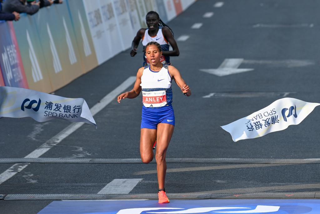 Baccarat Gaming-魔都眼｜世界跑者大聚会！上海半马吸引60多个国家和地区的选手